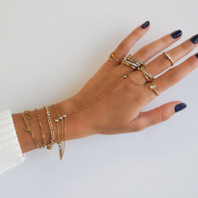 Audrey Hand Chain Main Image