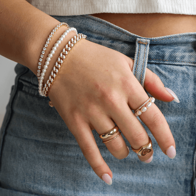 Essential Ring Main Image
