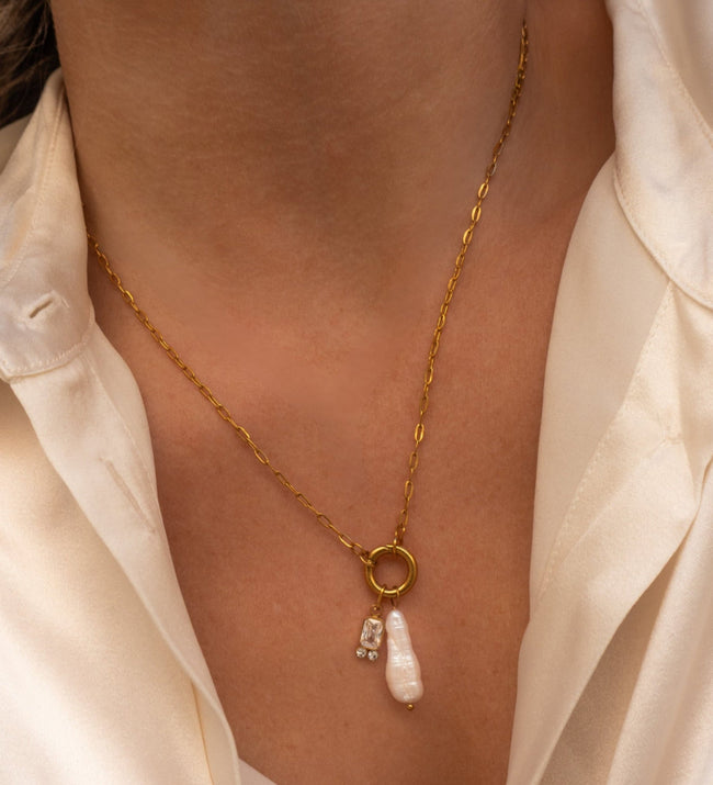 Ester Necklace | Crystal Hover Image