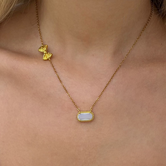 Sweet Aura Necklace Hover Image