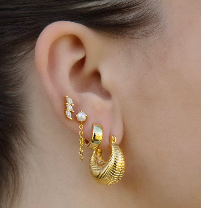 Girly Pearly Earrings Main Image