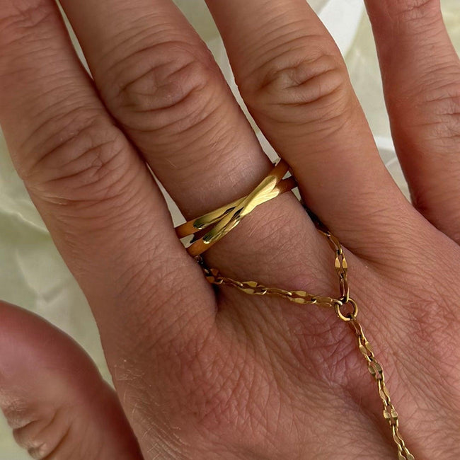 Interlocked Fidget Ring Main Image