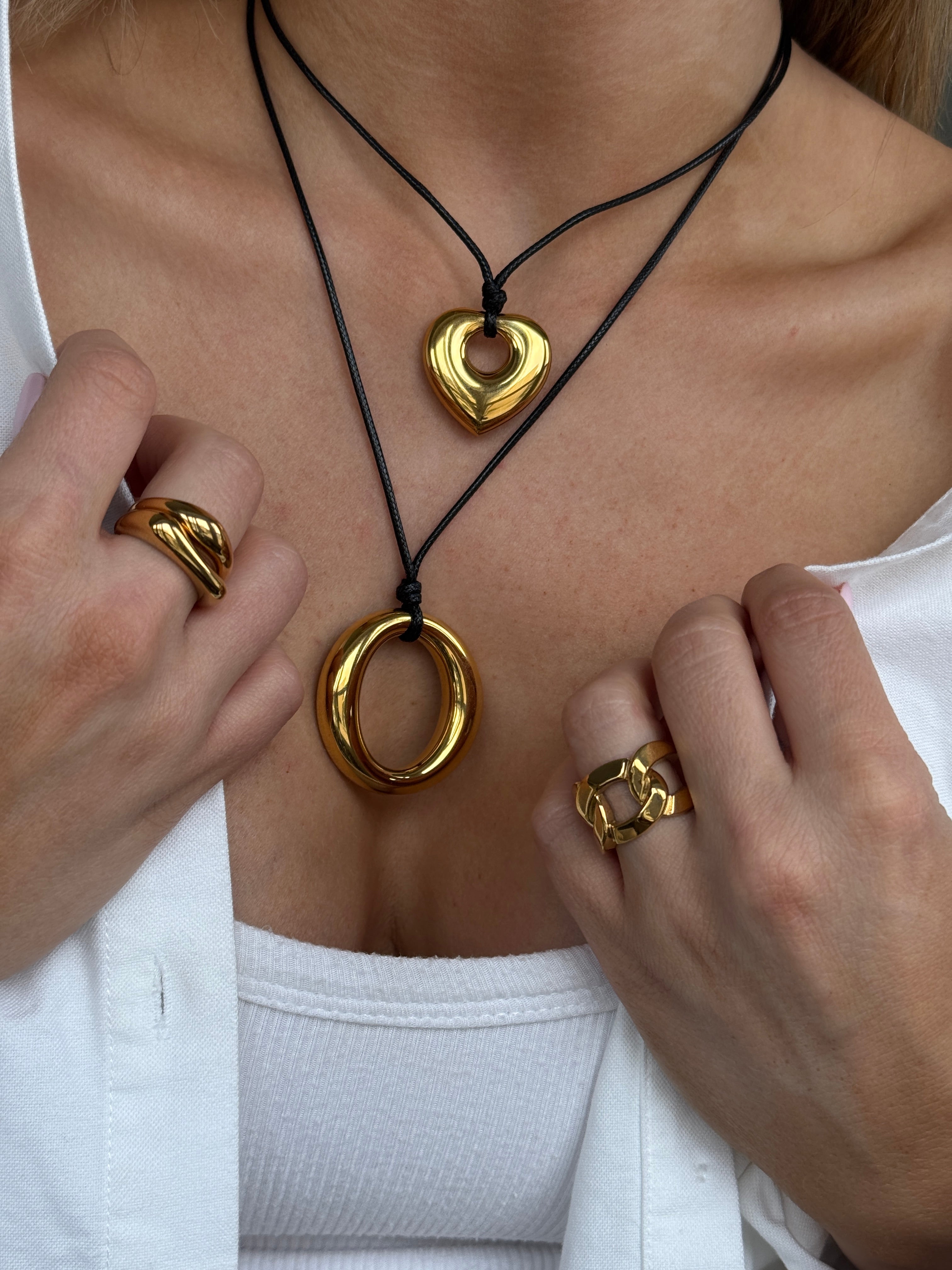 Jules Necklace