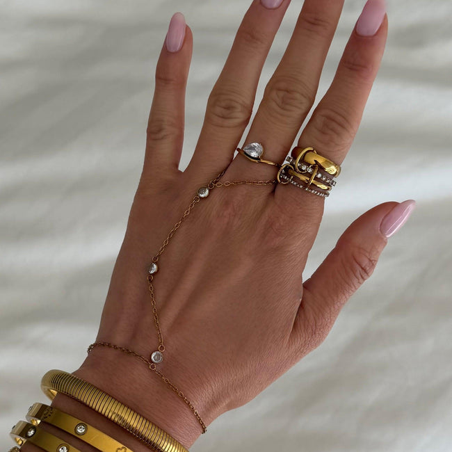 Starlight Hand Chain Hover Image