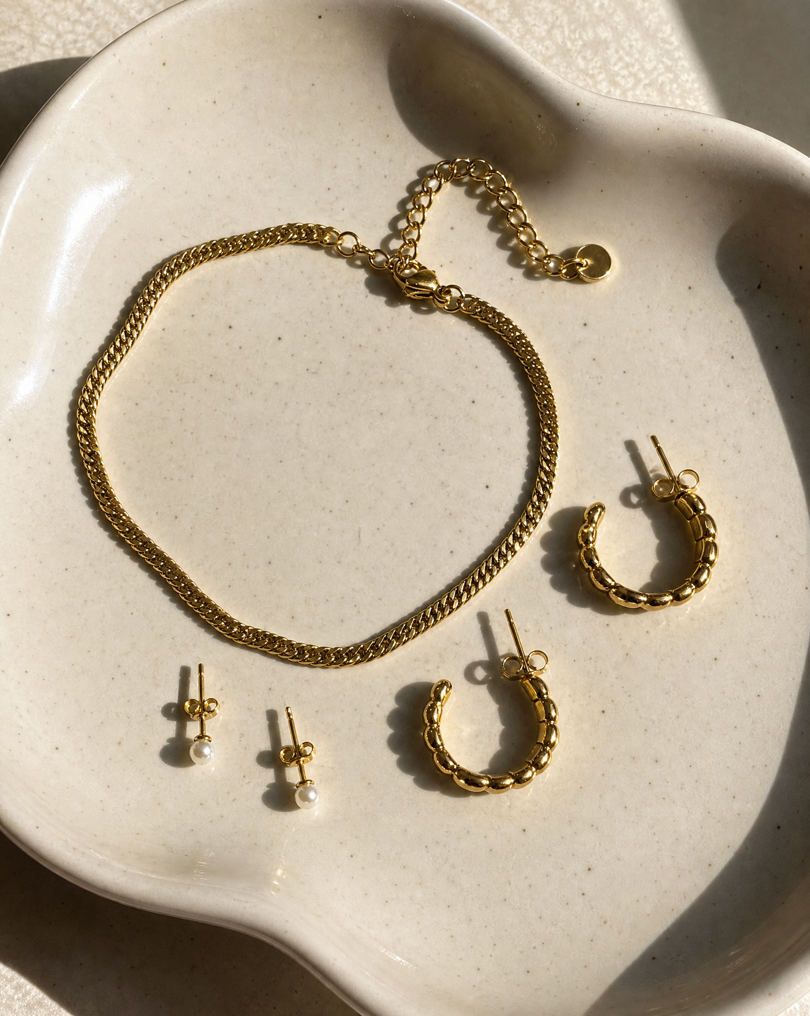 Raelyn Studs | Gold
