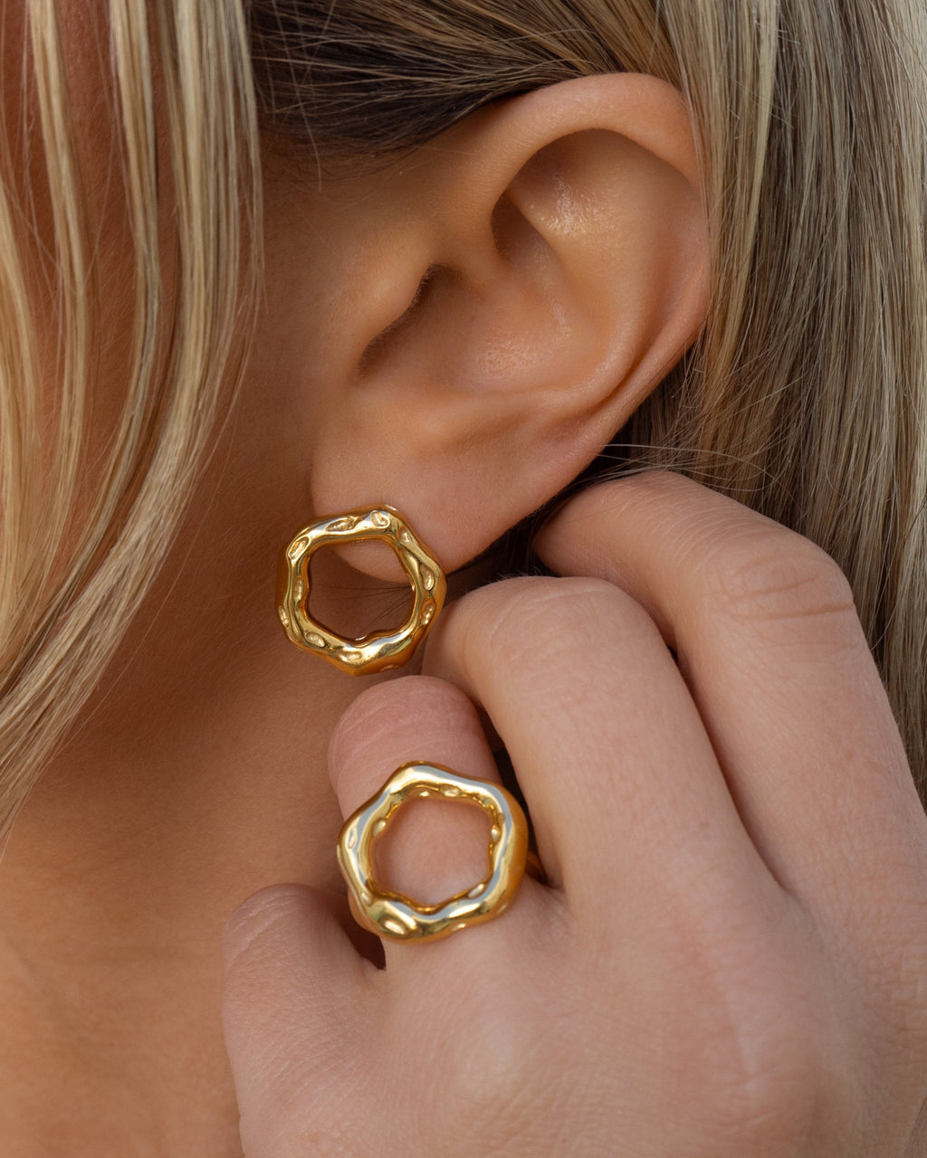 Paloma Earrings