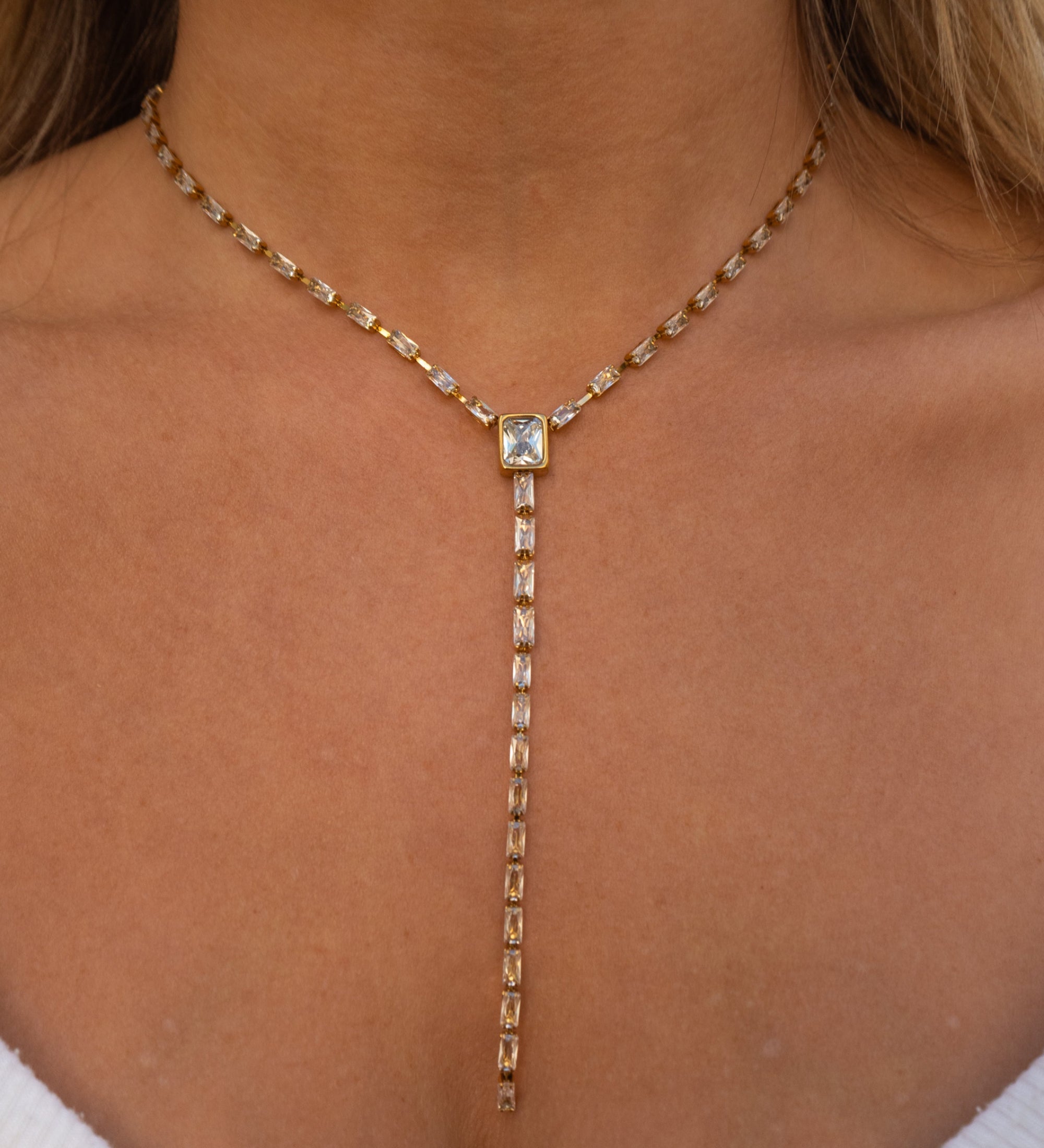 Leni Necklace