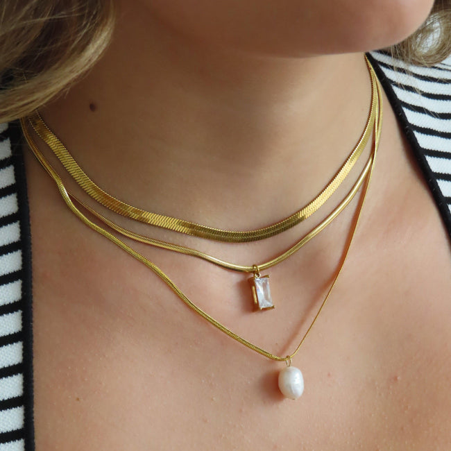 Luna Necklace Main Image