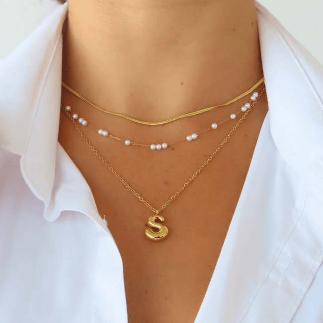 Marilyn Necklace Main Image