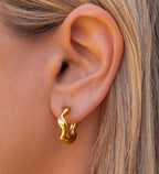 Mila Hoops