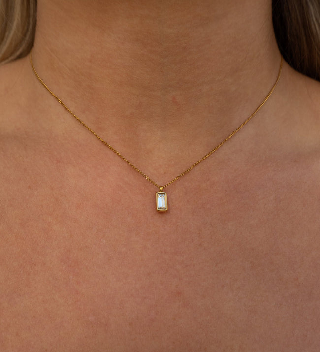 Serena Necklace | Crystal Hover Image
