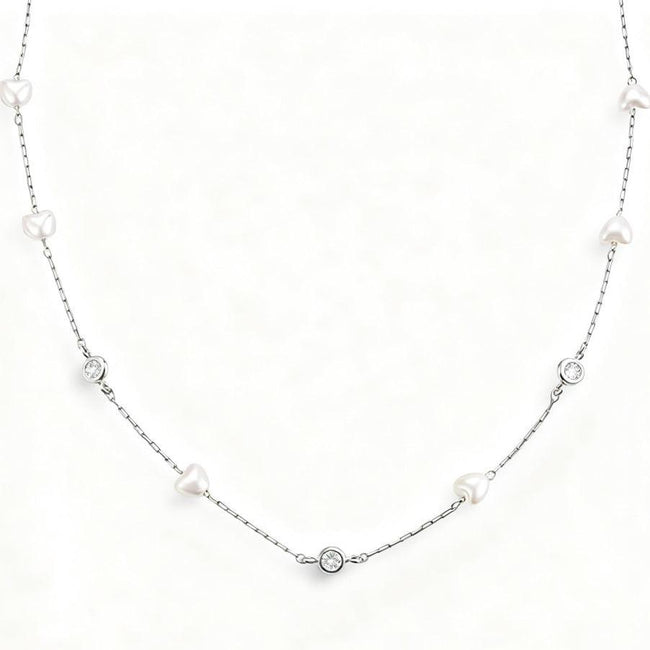 Sweet Pearl Necklace Main Image