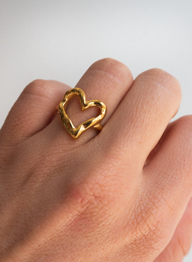 Talia Ring Main Image