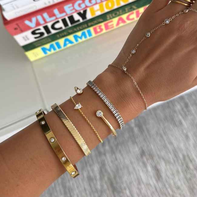 Retro Bangle Main Image