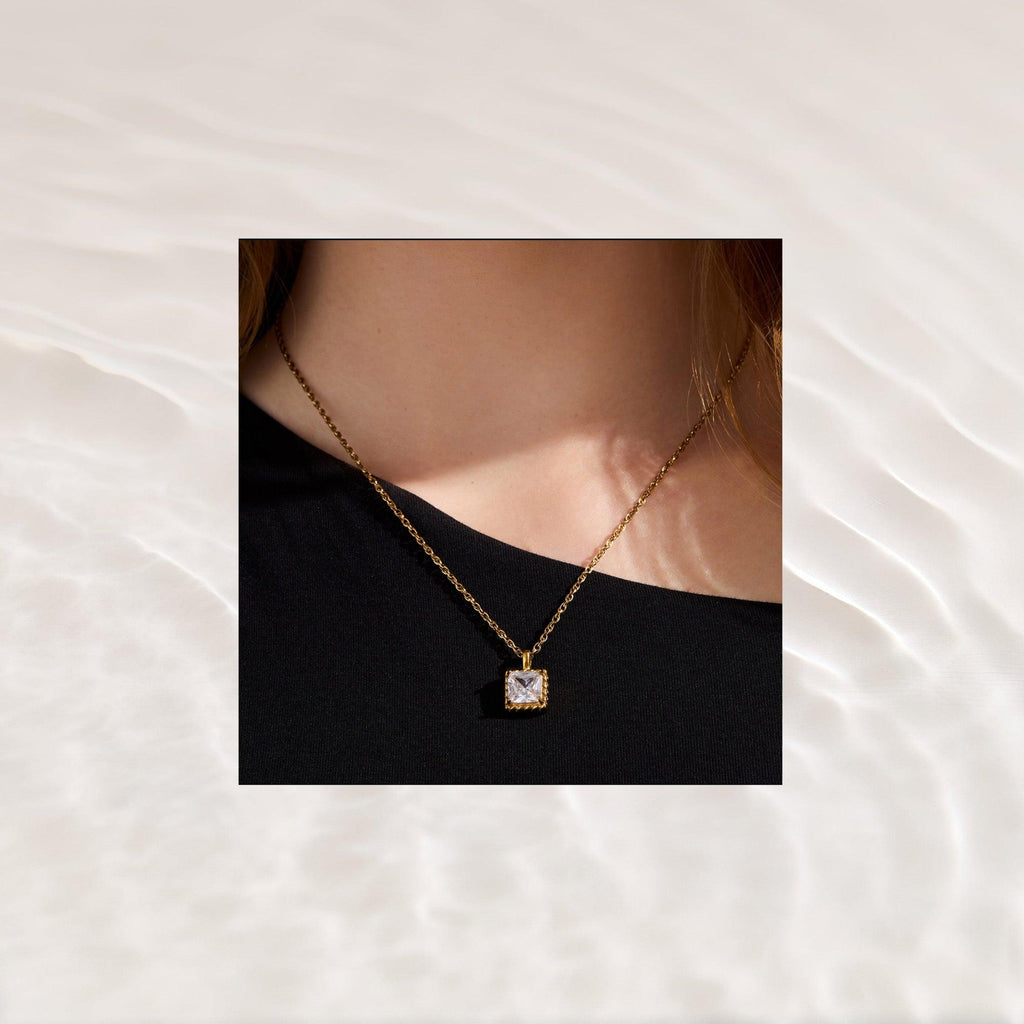 Classy Necklace