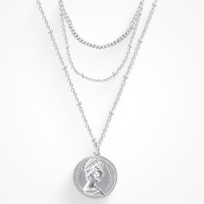 Effortless Necklace Main Image