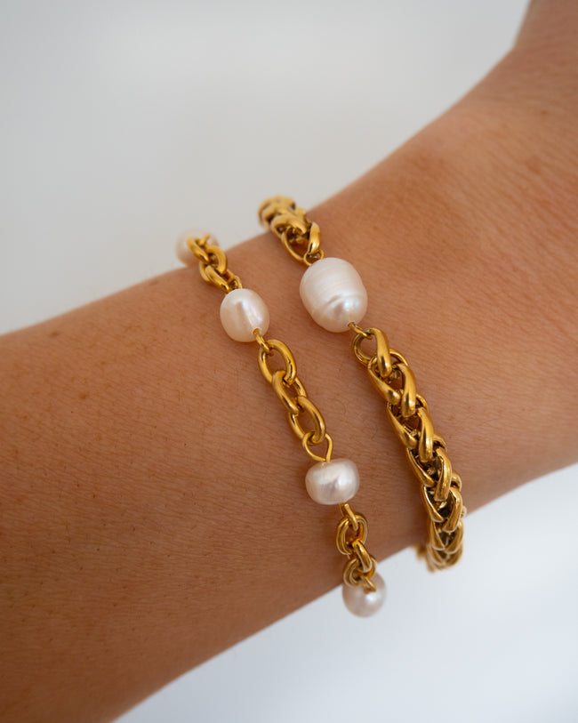 Lilia Bracelet Main Image