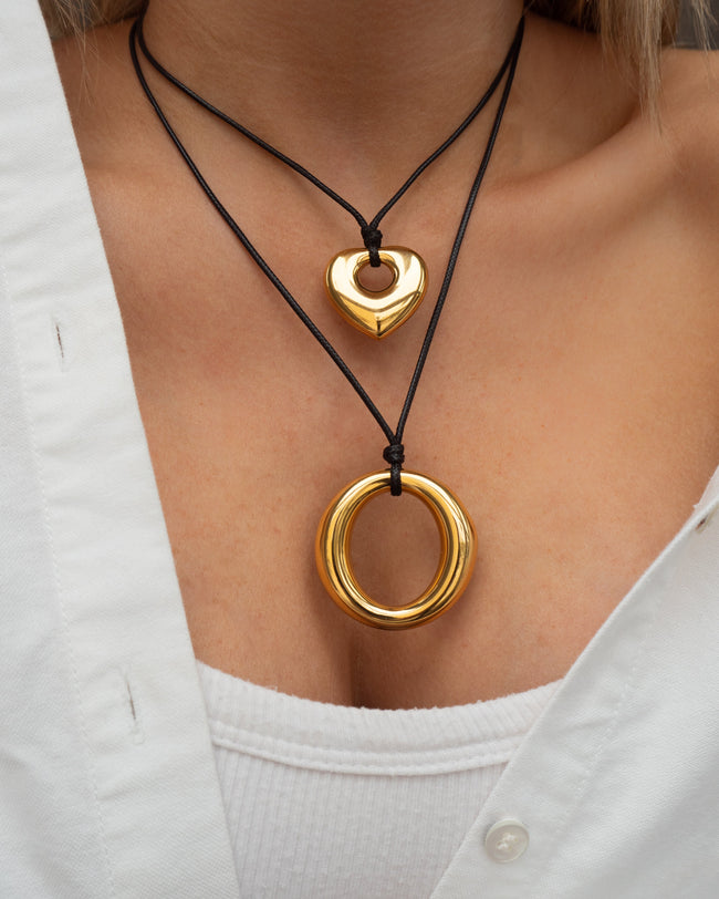 Jules Necklace Main Image