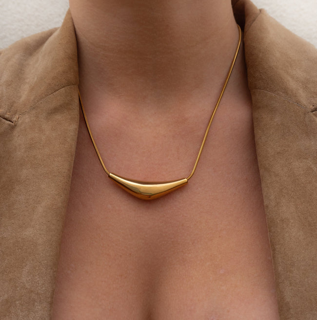 Lana Necklace Main Image