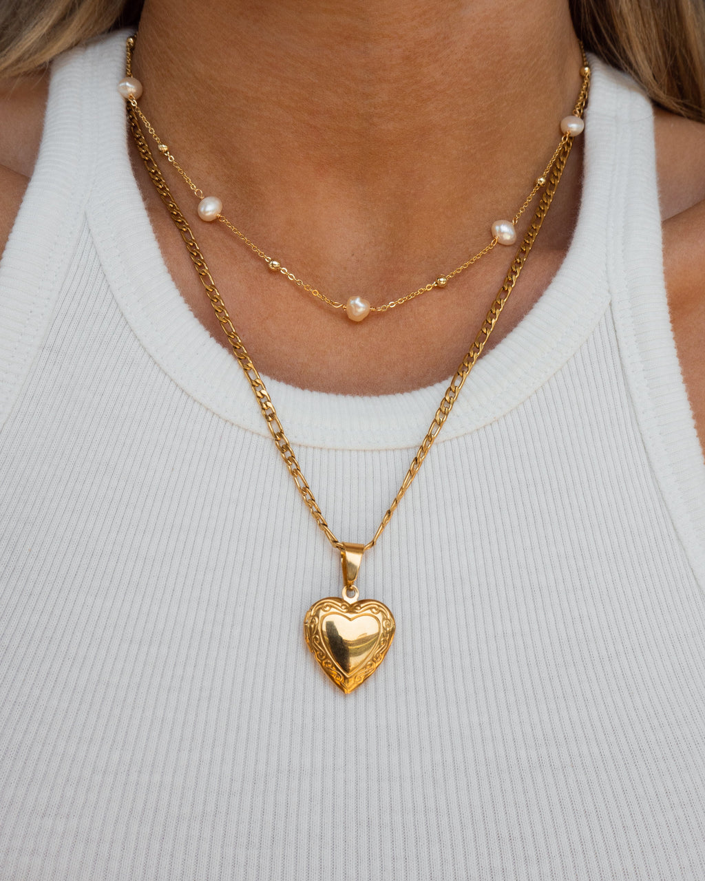 Pia Choker