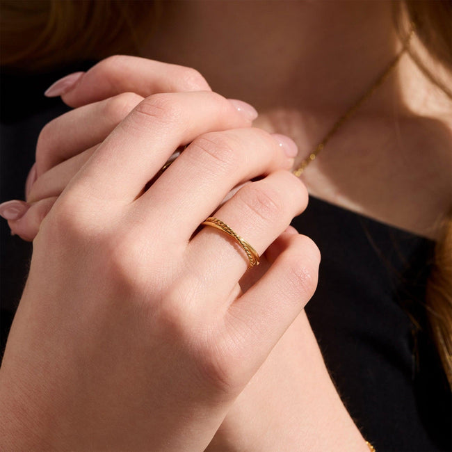 Linked Ring Main Image