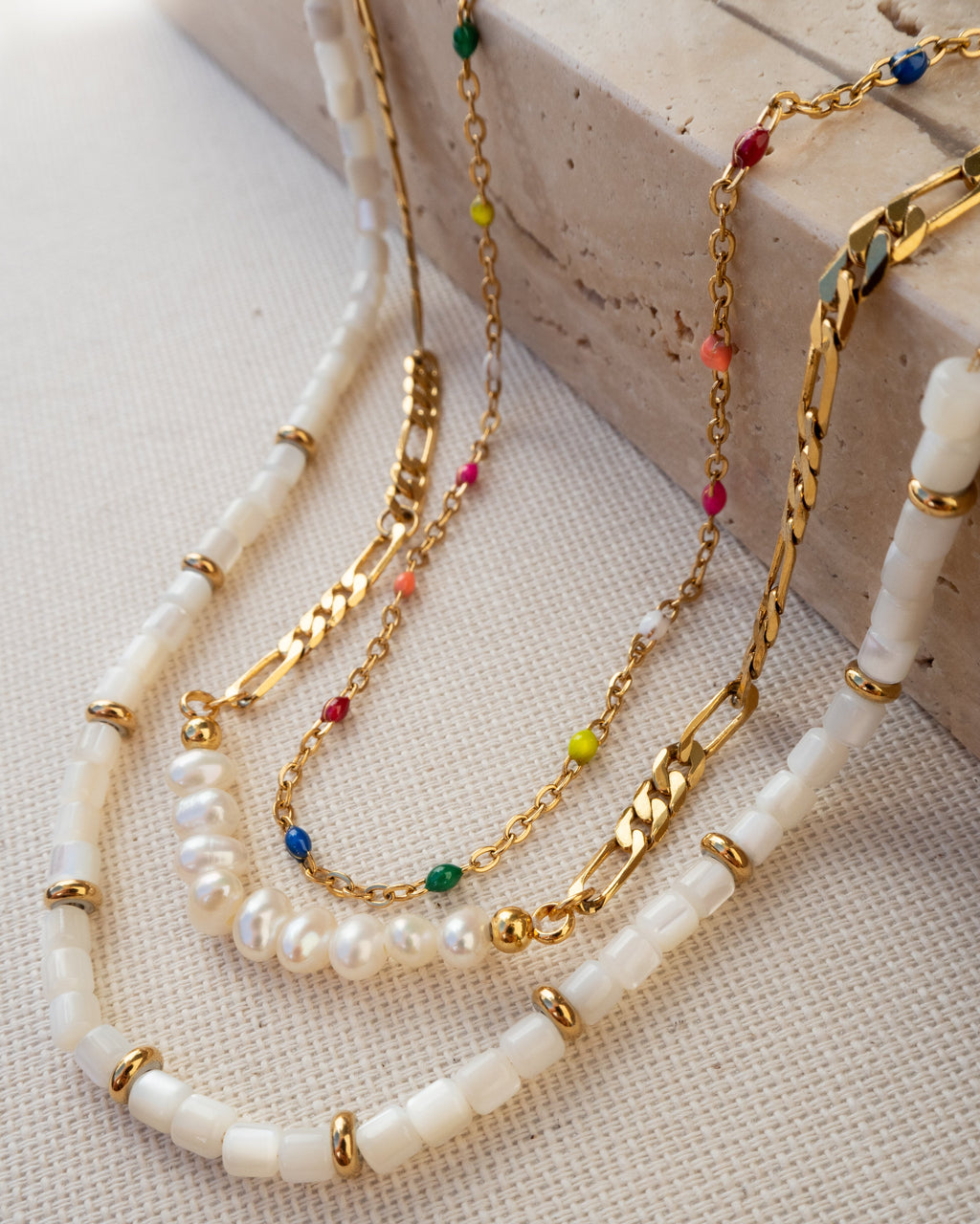 Alba Choker