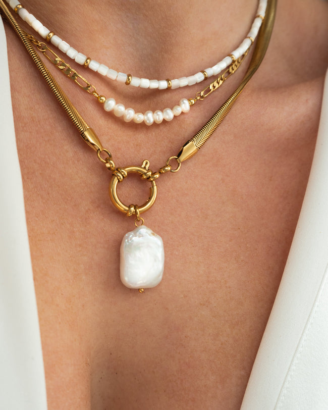 Valencia Necklace Main Image